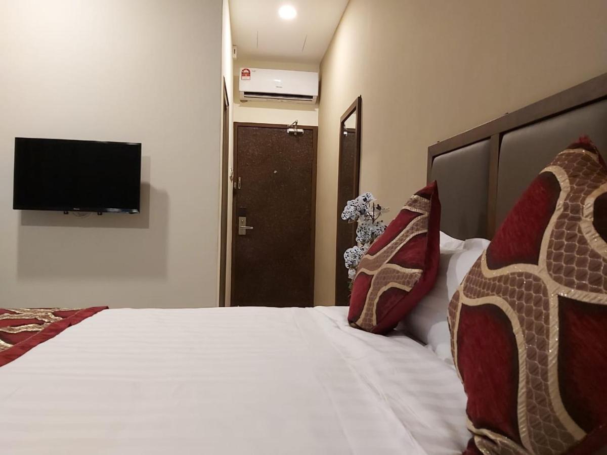 Kb Hotel Kepala Batas  Eksteriør billede
