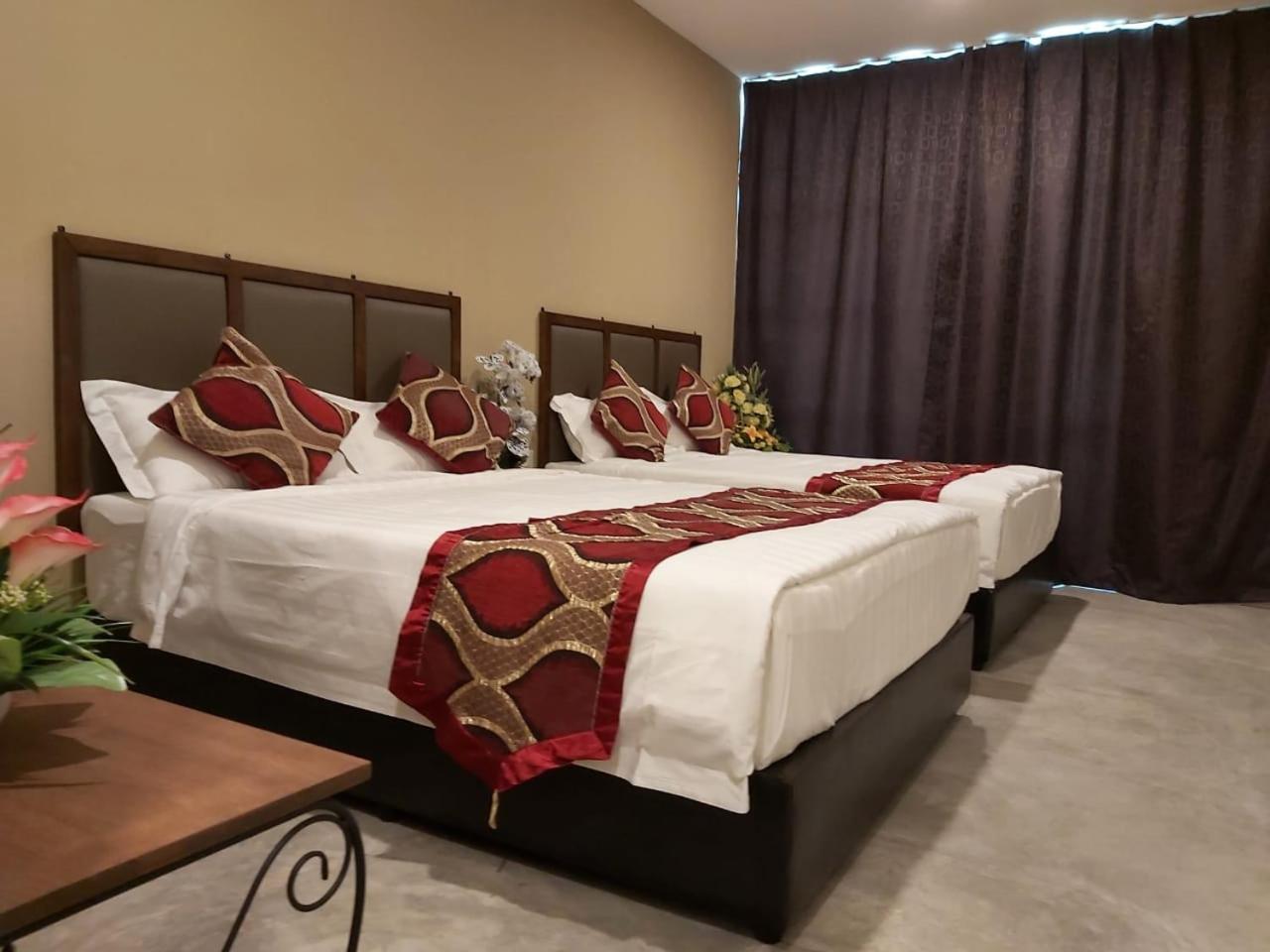 Kb Hotel Kepala Batas  Eksteriør billede